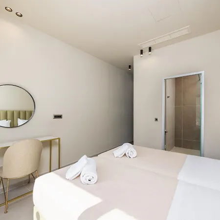 ヴィラ Selena カテリオス